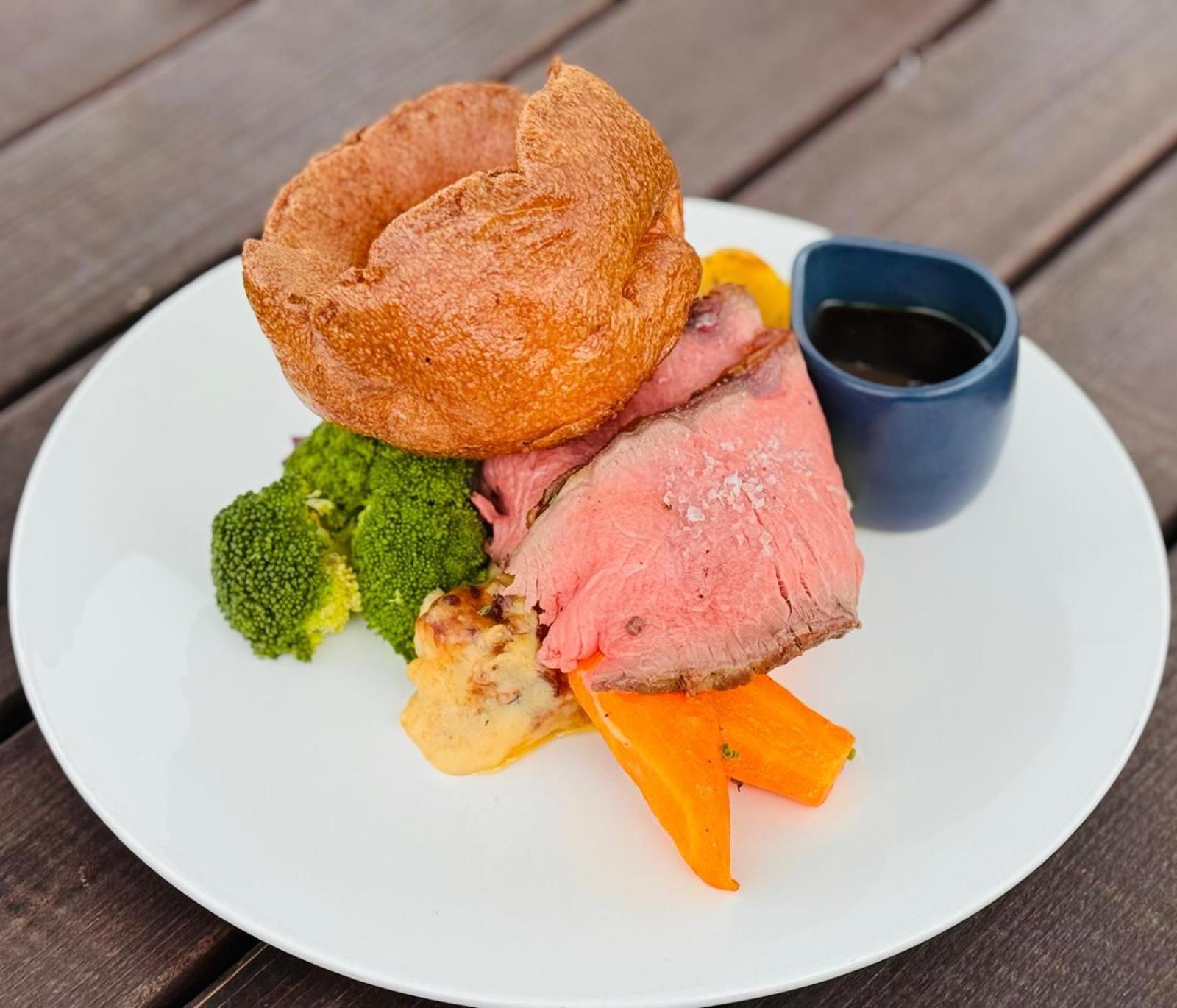 The Plough Inn 5*